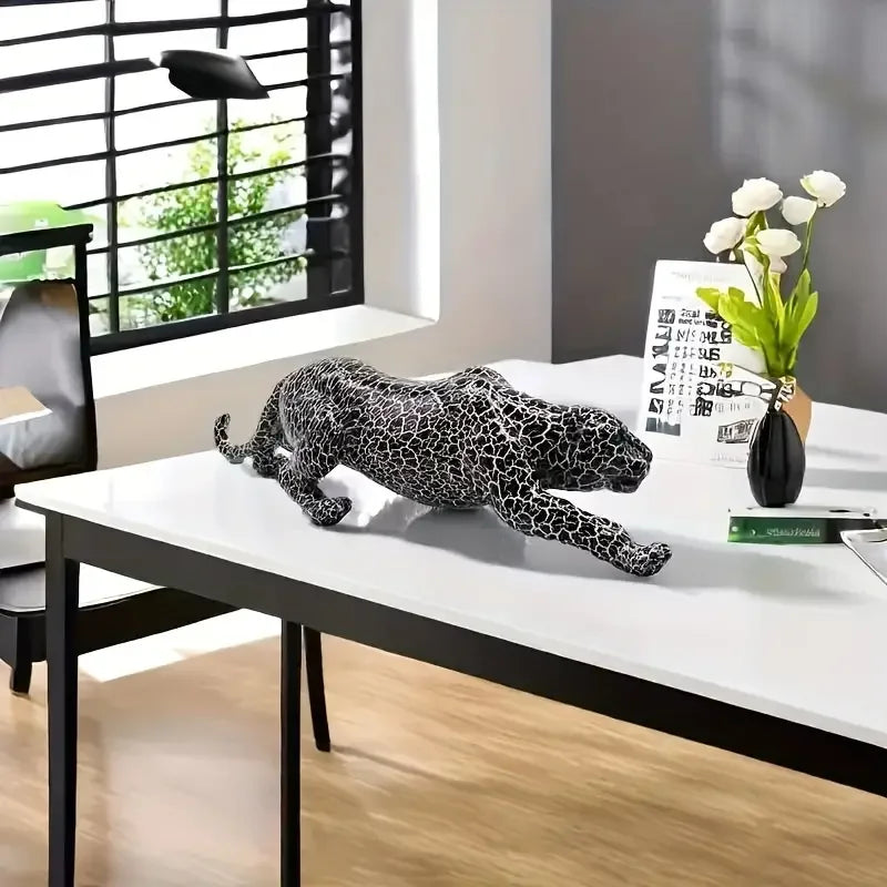 Resin Cheetah Fiugrine Modern Creative Leopard Decorative