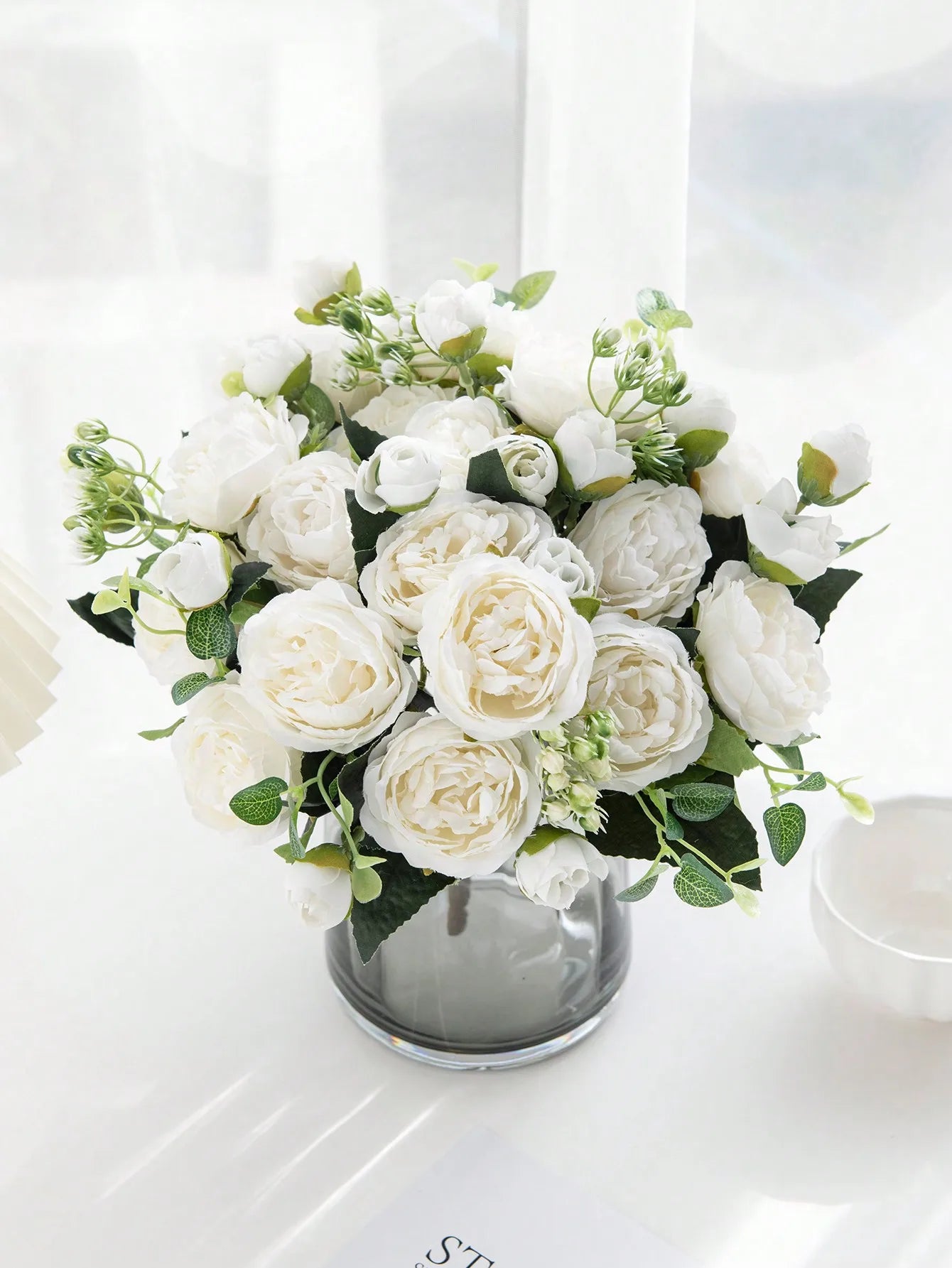 Bouquet Artificial Roses w/ Silk Balls: Wedding Home Decor